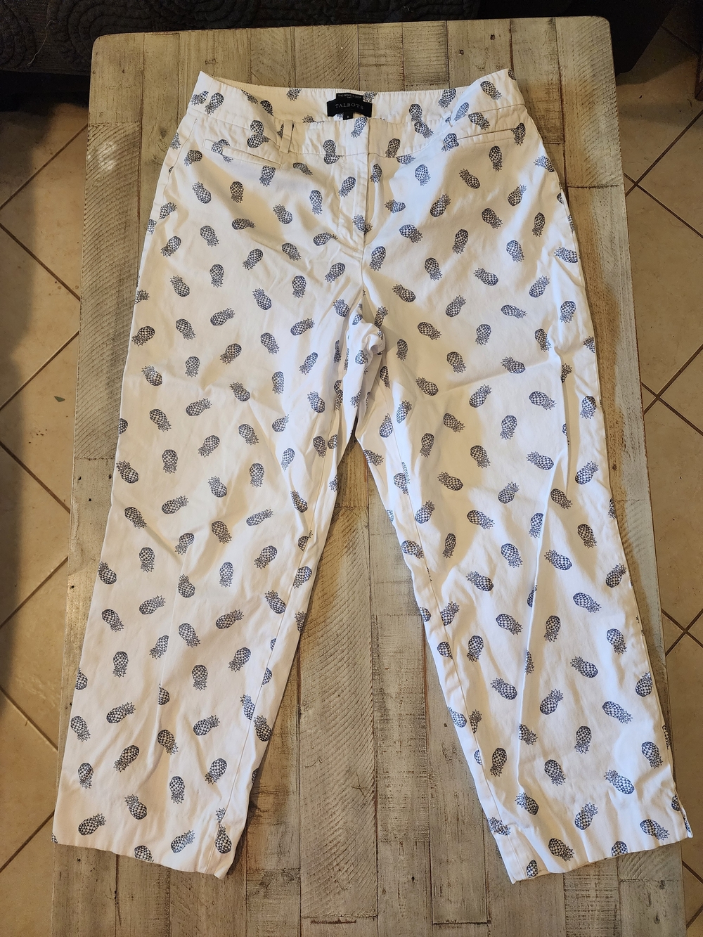 Talbots The Perfect Crop, White Pineapple-Print Stretch Cotton Pants